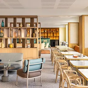 4* מלון Okko Aeroport